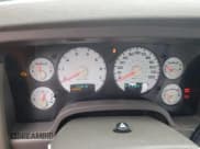 ✅ 2005 Dodge 1500 SLT • VIN: 1D7HU18D75J548895 • Лот: 91862045. Опубликован ранее на Copart с пробегом 174 810 миль. Бесплатный доступ к архиву аукционных продаж из США и подробный отчёт об истории автомобиля на DreamBid. Изображение 9.