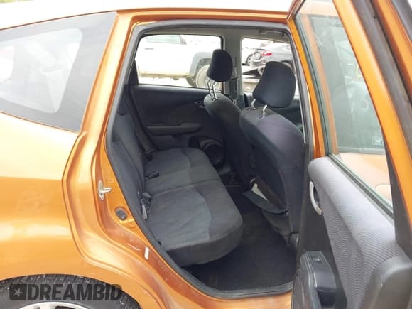 ✅ 2009 Honda Fit Sport • VIN: JHMGE87489S008046 • Lot: 43471809. Listed on IAAI with 215,149 mi. Free auction sales archive from the USA and detailed vehicle history report at DreamBid. Image 8.