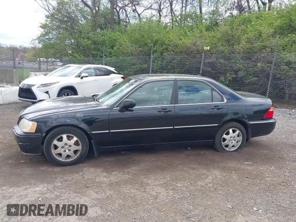 ✅ 2002 Acura RL • VIN: JH4KA96562C014790 • Lot: 42055160. Listed on IAAI with Not provided. Free auction sales archive from the USA and detailed vehicle history report at DreamBid. Image 15.