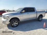 ✅ 2010 Dodge 1500 SLT • VIN: 1D7RB1CT6AS101682 • Lot: 43105495. Wystawiony na Copart z przebiegiem 158 848 mil. Bezpłatny archiwum sprzedaży aukcyjnych z USA i szczegółowy raport historii pojazdu na DreamBid. Zdjęcie 1.