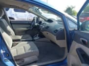 ✅ 2010 Honda Civic • VIN: JHMFA3F20AS001588 • Lot: 42706137. Listed on IAAI with 182,817 mi. Free auction sales archive from the USA and detailed vehicle history report at DreamBid. Image 5.