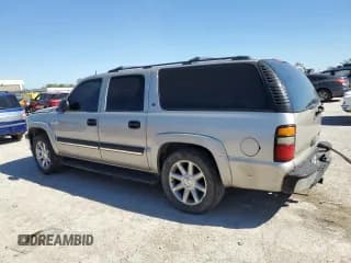 ✅ 2005 Chevrolet Suburban LT • VIN: 3GNEC16Z45G122007 • Лот: 71534714. Опубликован ранее на Copart с пробегом 182 634 миль. Бесплатный доступ к архиву аукционных продаж из США и подробный отчёт об истории автомобиля на DreamBid. Изображение 2.