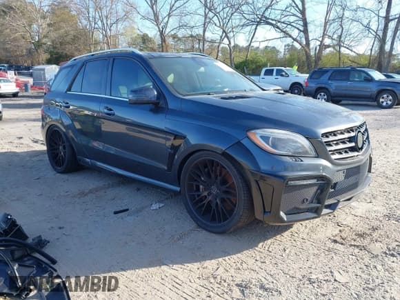 ✅ 2012 Mercedes-Benz M 63 AMG • VIN: 4JGDA7EB0CA033186 • Lot: 41897785. Listed on IAAI with Not provided. Free auction sales archive from the USA and detailed vehicle history report at DreamBid. Image 1.