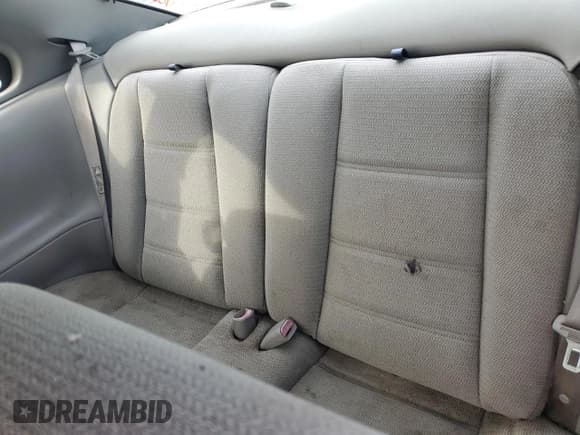 ✅ 2000 Ford Mustang • VIN: 1FAFP4044YF199925 • Лот: 92713035. Опубликован ранее на Copart с пробегом Не указан. Бесплатный доступ к архиву аукционных продаж из США и подробный отчёт об истории автомобиля на DreamBid. Изображение 10.