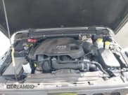 ✅ 2021 Jeep Gladiator Sport S • VIN: 1C6JJTAM1ML607525 • Lot: 41941550. Wystawiony na IAAI z przebiegiem 59 283 mil. Bezpłatny archiwum sprzedaży aukcyjnych z USA i szczegółowy raport historii pojazdu na DreamBid. Zdjęcie 10.