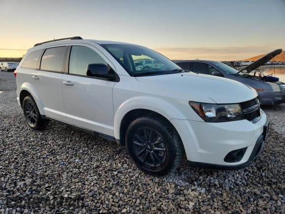 ✅ 2019 Dodge Journey SE • VIN: 3C4PDCBB0KT856553 • Lot: 87046405. Wystawiony na Copart z przebiegiem 93 217 mil. Bezpłatny archiwum sprzedaży aukcyjnych z USA i szczegółowy raport historii pojazdu na DreamBid. Zdjęcie 4.