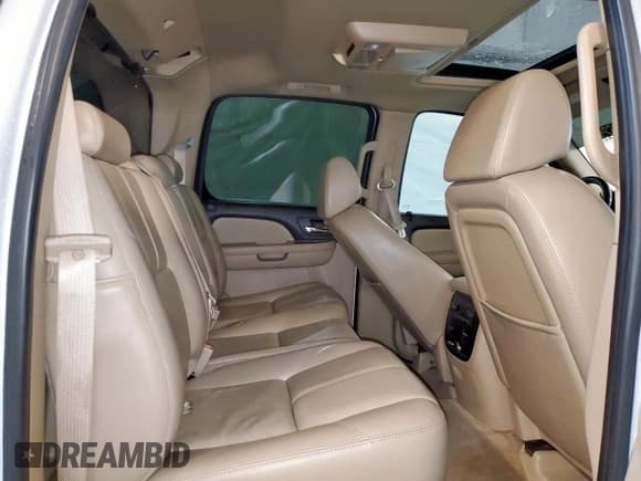 ✅ 2007 Chevrolet Avalanche LTZ • VIN: 3GNEC12007G288728 • Лот: 61164625. Опубликован ранее на Copart с пробегом 190 796 миль. Бесплатный доступ к архиву аукционных продаж из США и подробный отчёт об истории автомобиля на DreamBid. Изображение 10.