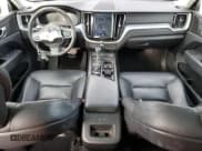 ✅ 2019 Volvo XC60 Momentum • VIN: YV4A22RK5K1318589 • Lot: 92468495. Listed on Copart with 91,712 mi. Free auction sales archive from the USA and detailed vehicle history report at DreamBid. Image 8.