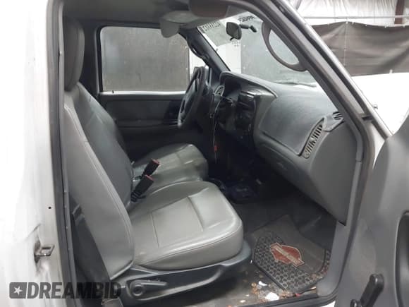 ✅ 2010 Ford Ranger XL • VIN: 1FTKR1AD9APA37708 • Лот: 42233312. Опубликован ранее на IAAI с пробегом 179 843 миль. Бесплатный доступ к архиву аукционных продаж из США и подробный отчёт об истории автомобиля на DreamBid. Изображение 5.