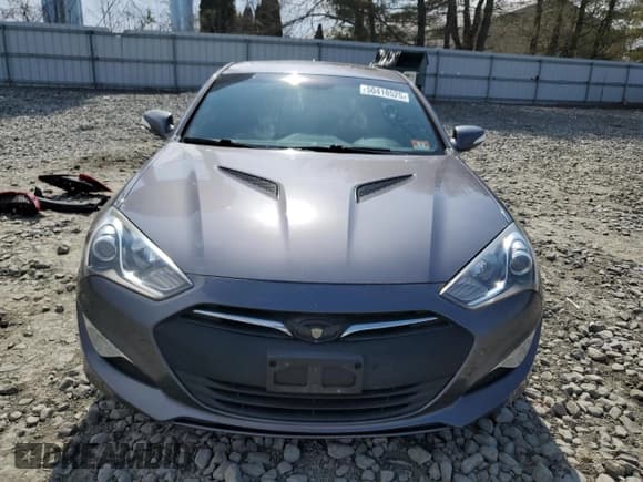 ✅ 2013 Hyundai Genesis Coupe Grand Touring • VIN: KMHHU6KJXDU108894 • Lot: 50418525. Wystawiony na Copart z przebiegiem 81 443 mil. Bezpłatny archiwum sprzedaży aukcyjnych z USA i szczegółowy raport historii pojazdu na DreamBid. Zdjęcie 5.