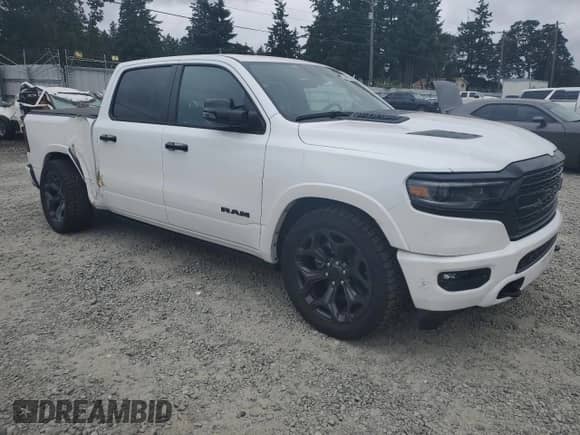 2024 Ram 1500 Limited with VIN 1C6SRFHT2RN122155, listed as a Copart auction lot 60696205 with 8,071 mi miles and Salvage title. Bid and sale history available at DreamBid. Image 4.