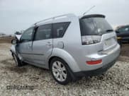 ✅ 2009 Mitsubishi Outlander SE • VIN: JA4LS31W09Z012809 • Lot: 49699725. Listed on Copart with 159,018 mi. Free auction sales archive from the USA and detailed vehicle history report at DreamBid. Image 2.