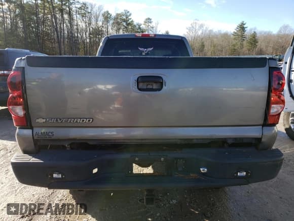 ✅ 2007 Chevrolet Silverado 2500HD Work Truck • VIN: 1GCHK29U47E156067 • Lot: 83767394. Listed on Copart with 213,577 mi. Free auction sales archive from the USA and detailed vehicle history report at DreamBid. Image 6.
