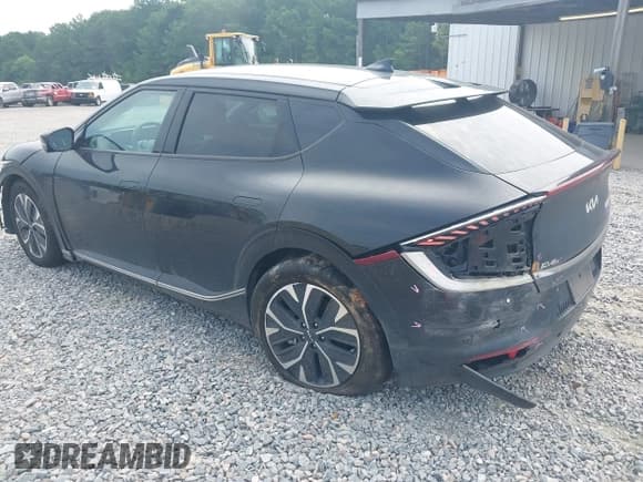 ✅ 2022 Kia EV6 Wind • VIN: KNDC3DLC8N5062497 • Lot: 42672063. Listed on IAAI with 40,350 mi. Free auction sales archive from the USA and detailed vehicle history report at DreamBid. Image 3.