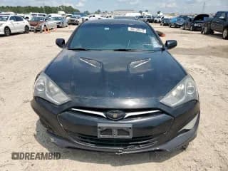 ✅ 2013 Hyundai Genesis Coupe Grand Touring • VIN: KMHHU6KJ8DU103144 • Lot: 68139575. Wystawiony na Copart z przebiegiem 213 187 mil. Bezpłatny archiwum sprzedaży aukcyjnych z USA i szczegółowy raport historii pojazdu na DreamBid. Zdjęcie 5.