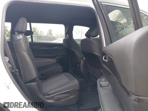 ✅ 2024 Jeep Grand Cherokee Altitude • VIN: 1C4RJKAG0R8614511 • Lot: 42202043. Listed on IAAI with 11,179 mi. Free auction sales archive from the USA and detailed vehicle history report at DreamBid. Image 8.