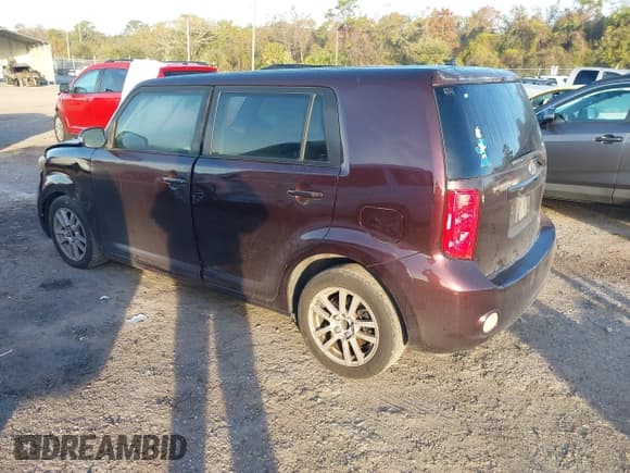 ✅ 2010 Scion xB • VIN: JTLZE4FE8A1103590 • Lot: 41247385. Wystawiony na IAAI z przebiegiem 233 182 mil. Bezpłatny archiwum sprzedaży aukcyjnych z USA i szczegółowy raport historii pojazdu na DreamBid. Zdjęcie 3.