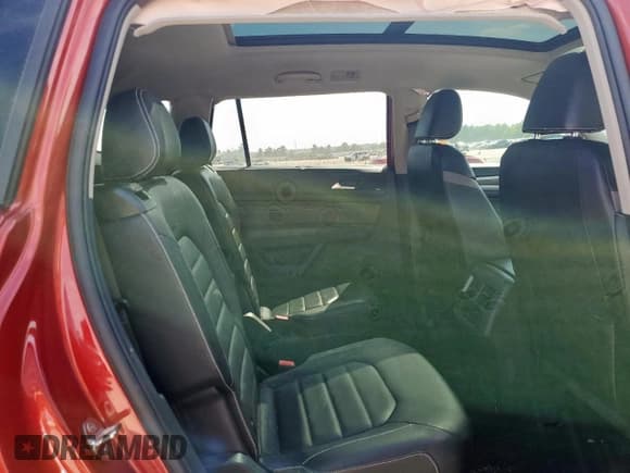 ✅ 2021 Volkswagen Atlas SEL Premium • VIN: 1V2TR2CA3MC575294 • Lot: 84564525. Listed on Copart with 69,546 mi. Free auction sales archive from the USA and detailed vehicle history report at DreamBid. Image 11.