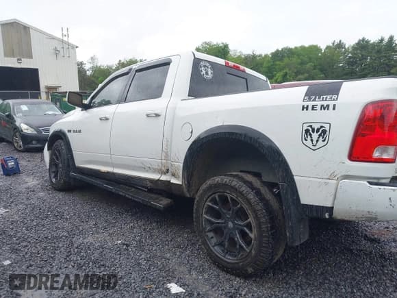 ✅ 2010 Dodge 1500 Sport • VIN: 1D7RV1CT2AS222460 • Lot: 42411990. Wystawiony na IAAI z przebiegiem 158 049 mil. Bezpłatny archiwum sprzedaży aukcyjnych z USA i szczegółowy raport historii pojazdu na DreamBid. Zdjęcie 14.