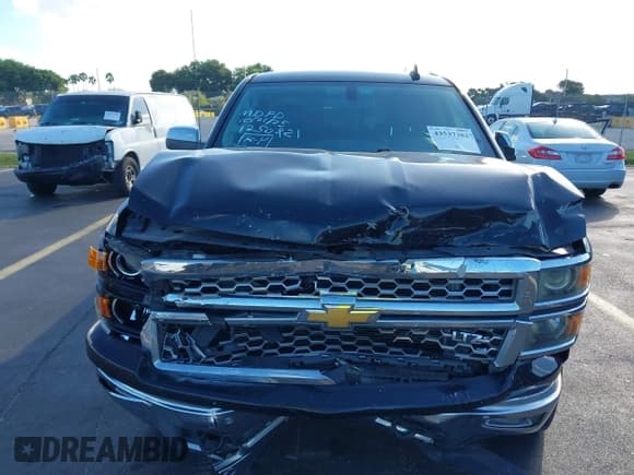 ✅ 2015 Chevrolet Silverado 1500 LTZ • VIN: 3GCUKSEC6FG125082 • Lot: 43537382. Wystawiony na IAAI z przebiegiem 206 405 mil. Bezpłatny archiwum sprzedaży aukcyjnych z USA i szczegółowy raport historii pojazdu na DreamBid. Zdjęcie 12.