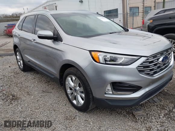 ✅ 2020 Ford Edge Titanium • VIN: 2FMPK3K92LBA30587 • Lot: 43918602. Wystawiony na IAAI z przebiegiem 124 739 mil. Bezpłatny archiwum sprzedaży aukcyjnych z USA i szczegółowy raport historii pojazdu na DreamBid. Zdjęcie 1.