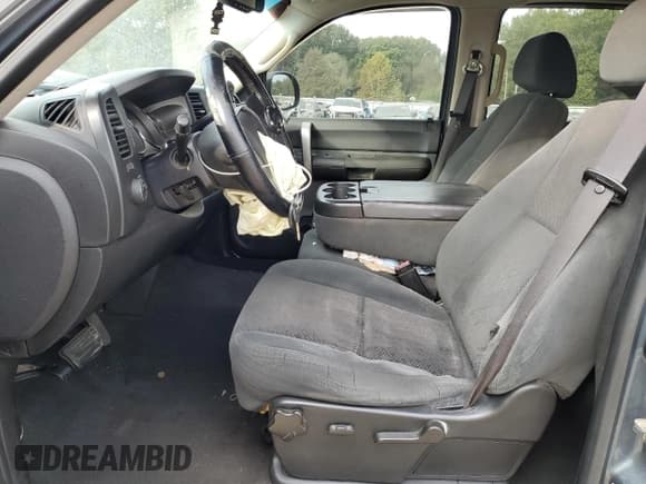 ✅ 2007 Chevrolet Silverado 1500 1LT • VIN: 2GCEK13M271733668 • Lot: 86884205. Listed on Copart with 272,200 mi. Free auction sales archive from the USA and detailed vehicle history report at DreamBid. Image 7.