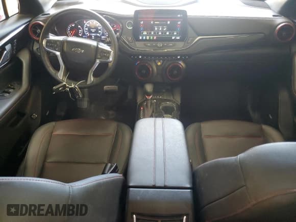 ✅ 2023 Chevrolet Blazer RS • VIN: 3GNKBKRS1PS224049 • Lot: 81151505. Wystawiony na Copart z przebiegiem 20 287 mil. Bezpłatny archiwum sprzedaży aukcyjnych z USA i szczegółowy raport historii pojazdu na DreamBid. Zdjęcie 8.