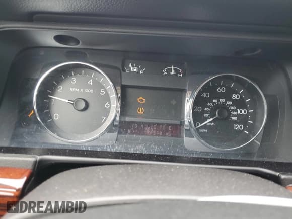 ✅ 2009 Lincoln MKZ • VIN: 3LNHM28T99R605435 • Lot: 84745495. Wystawiony na Copart z przebiegiem 194 510 mil. Bezpłatny archiwum sprzedaży aukcyjnych z USA i szczegółowy raport historii pojazdu na DreamBid. Zdjęcie 9.