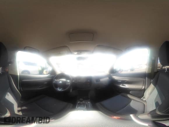 ✅ 2016 Mitsubishi Outlander SE • VIN: JA4AZ3A31GZ048465 • Lot: 43595155. Listed on IAAI with 195,005 mi. Free auction sales archive from the USA and detailed vehicle history report at DreamBid. Image 18.