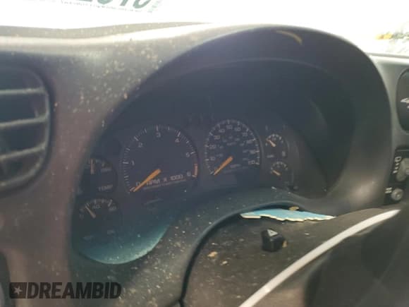 ✅ 2001 Chevrolet Blazer LT • VIN: 1GNDT13W212119390 • Lot: 87323344. Wystawiony na Copart z przebiegiem Nie podano. Bezpłatny archiwum sprzedaży aukcyjnych z USA i szczegółowy raport historii pojazdu na DreamBid. Zdjęcie 9.