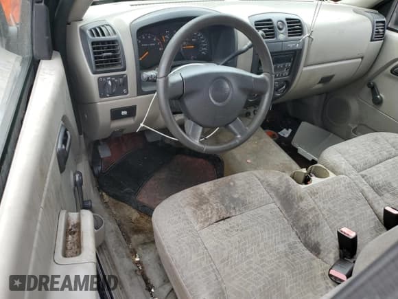 ✅ 2004 Chevrolet Colorado Z85 • VIN: 1GCCS198748147493 • Lot: 81751185. Wystawiony na Copart z przebiegiem 152 002 mil. Bezpłatny archiwum sprzedaży aukcyjnych z USA i szczegółowy raport historii pojazdu na DreamBid. Zdjęcie 8.