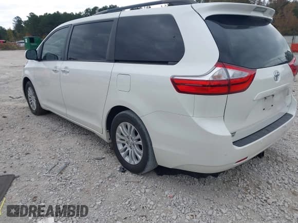 ✅ 2017 Toyota Sienna XLE Premium • VIN: 5TDYZ3DC1HS823656 • Lot: 43509616. Listed on IAAI with 84,632 mi. Free auction sales archive from the USA and detailed vehicle history report at DreamBid. Image 3.