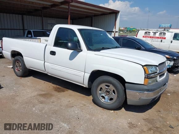 ✅ 2004 Chevrolet Silverado 1500 LS • VIN: 1GCEC14T74E402615 • Лот: 43250842. Опубликован ранее на IAAI с пробегом 232 334 миль. Бесплатный доступ к архиву аукционных продаж из США и подробный отчёт об истории автомобиля на DreamBid. Изображение 1.
