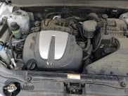 ✅ 2012 Hyundai Santa Fe SE • VIN: 5XYZHDAG7CG108357 • Lot: 85287084. Listed on Copart with 162,684 mi. Free auction sales archive from the USA and detailed vehicle history report at DreamBid. Image 17.