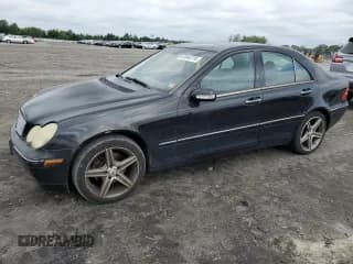 ✅ 2004 Mercedes-Benz C 320 • VIN: WDBRF84J54F455399 • Lot: 61844774. Wystawiony na Copart z przebiegiem 124 724 mil. Bezpłatny archiwum sprzedaży aukcyjnych z USA i szczegółowy raport historii pojazdu na DreamBid. Zdjęcie 1.