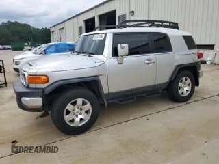 ✅ 2007 Toyota FJ Cruiser • VIN: JTEBU11F770085107 • Lot: 67107594. Listed on Copart with 247,609 mi. Free auction sales archive from the USA and detailed vehicle history report at DreamBid. Image 1.