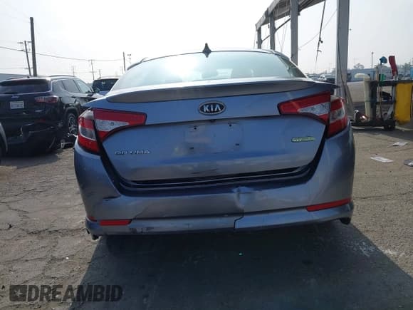 ✅ 2011 Kia Optima EX Hybrid • VIN: KNAGM4AD1B5006517 • Lot: 42598681. Listed on IAAI with 111,574 mi. Free auction sales archive from the USA and detailed vehicle history report at DreamBid. Image 6.