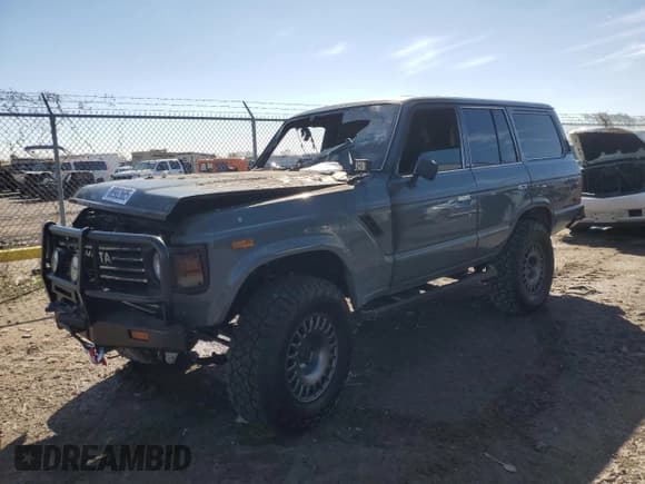 ✅ 1987 Toyota Land Cruiser • VIN: JT3FJ60G4H1135841 • Лот: 88982685. Опубликован ранее на Copart с пробегом Не указан. Бесплатный доступ к архиву аукционных продаж из США и подробный отчёт об истории автомобиля на DreamBid. Изображение 1.