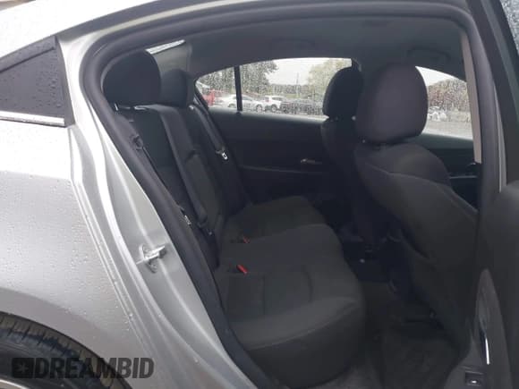 ✅ 2014 Chevrolet Cruze 1LT • VIN: 1G1PC5SB2E7463296 • Лот: 43561666. Опубликован ранее на IAAI с пробегом 85 432 миль. Бесплатный доступ к архиву аукционных продаж из США и подробный отчёт об истории автомобиля на DreamBid. Изображение 8.