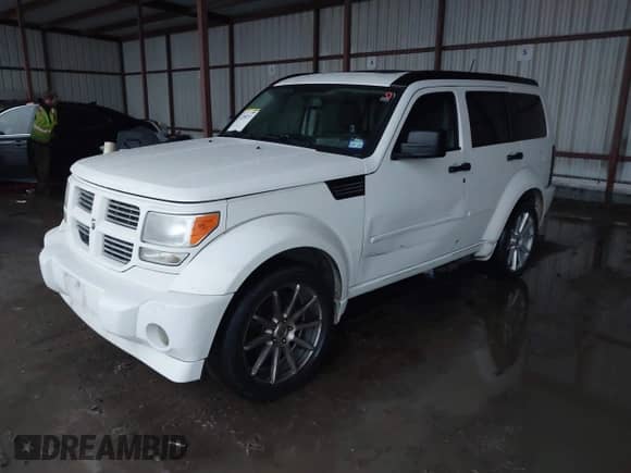 2008 Dodge Nitro R/T with VIN 1D8GT58638W218746, listed as a IAAI auction lot 42200153 with 186,676 mi miles and . Bid and sale history available at DreamBid. Image 17.