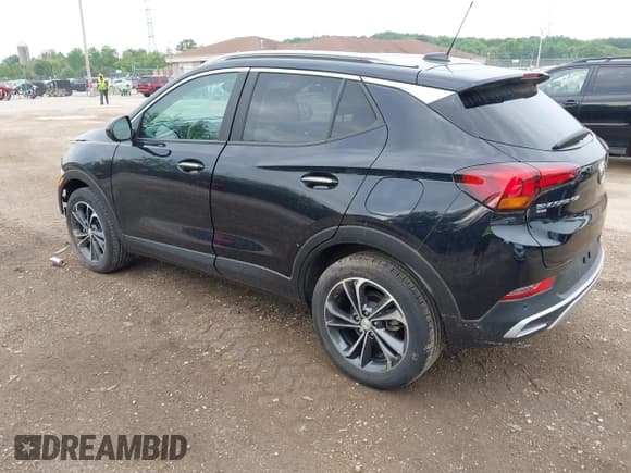 ✅ 2021 Buick Encore GX Select • VIN: KL4MMESL8MB047386 • Lot: 42494761. Listed on IAAI with 20,823 mi. Free auction sales archive from the USA and detailed vehicle history report at DreamBid. Image 3.