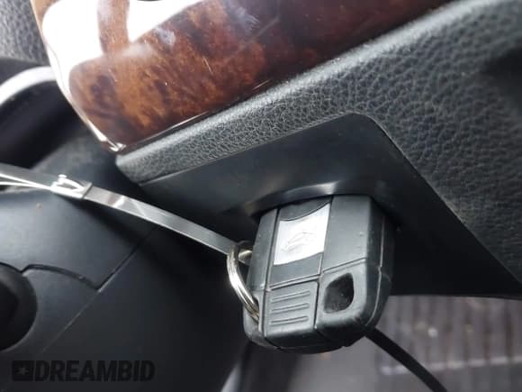 ✅ 2008 BMW 3 Series 328xi • VIN: WBAVC93578K041277 • Lot: 43800975. Listed on IAAI with 97,325 mi. Free auction sales archive from the USA and detailed vehicle history report at DreamBid. Image 11.