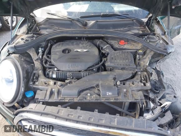 ✅ 2018 MINI Clubman Cooper S • VIN: WMWLN9C55J2E50954 • Lot: 42815956. Listed on IAAI with 157,000 mi. Free auction sales archive from the USA and detailed vehicle history report at DreamBid. Image 10.