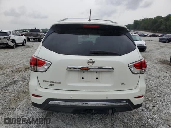 ✅ 2015 Nissan Pathfinder SL • VIN: 5N1AR2MN2FC677002 • Lot: 55322355. Wystawiony na Copart z przebiegiem Nie podano. Bezpłatny archiwum sprzedaży aukcyjnych z USA i szczegółowy raport historii pojazdu na DreamBid. Zdjęcie 6.