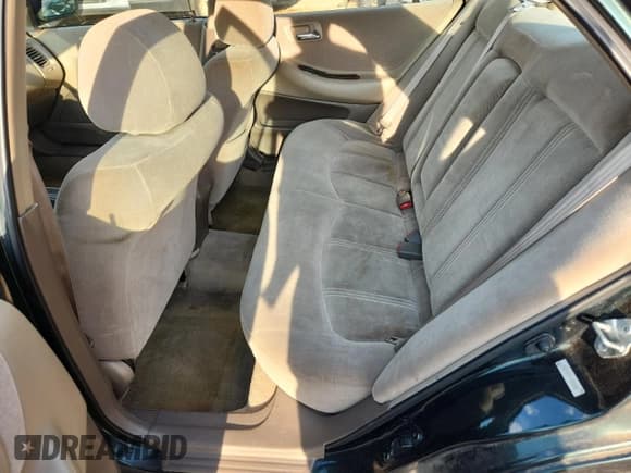 ✅ 2000 Honda Accord SE • VIN: 1HGCG5670YA058305 • Lot: 72060755. Listed on Copart with 194,420 mi. Free auction sales archive from the USA and detailed vehicle history report at DreamBid. Image 10.