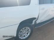 ✅ 2015 GMC Yukon XL SLE • VIN: 1GKS1GKC6FR646531 • Lot: 42555181. Wystawiony na IAAI z przebiegiem 164 811 mil. Bezpłatny archiwum sprzedaży aukcyjnych z USA i szczegółowy raport historii pojazdu na DreamBid. Zdjęcie 18.