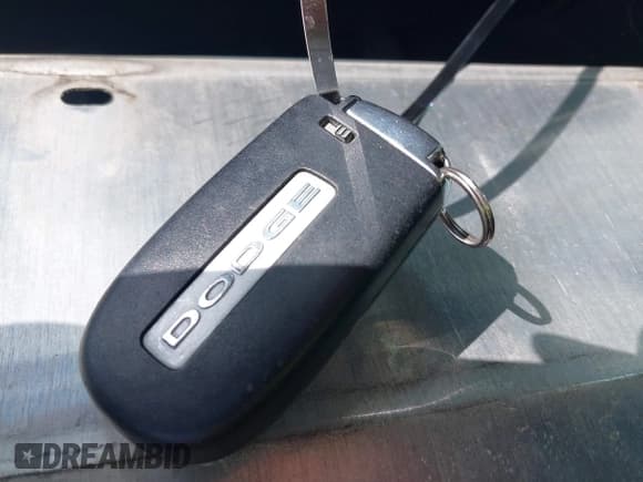 ✅ 2015 Dodge Challenger R/T Scat Pack Shaker • VIN: 2C3CDZFJ7FH833230 • Lot: 42818654. Listed on IAAI with 55,197 mi. Free auction sales archive from the USA and detailed vehicle history report at DreamBid. Image 11.