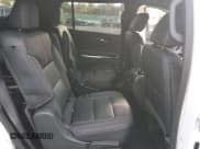 ✅ 2025 Chevrolet Traverse FWD RS • VIN: 1GNERLRS2SJ173881 • Lot: 90646505. Wystawiony na Copart z przebiegiem 3 698 mil. Bezpłatny archiwum sprzedaży aukcyjnych z USA i szczegółowy raport historii pojazdu na DreamBid. Zdjęcie 11.