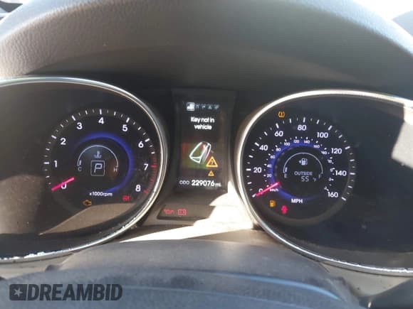 ✅ 2014 Hyundai Santa Fe • VIN: 5XYZU3LB4EG195287 • Лот: 43680124. Опубликован ранее на IAAI с пробегом 229 076 миль. Бесплатный доступ к архиву аукционных продаж из США и подробный отчёт об истории автомобиля на DreamBid. Изображение 7.