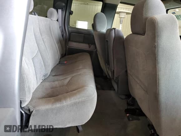 ✅ 2005 Chevrolet Silverado 1500 LS • VIN: 1GCEK19T45E220139 • Лот: 72911164. Опубликован ранее на Copart с пробегом 102 356 миль. Бесплатный доступ к архиву аукционных продаж из США и подробный отчёт об истории автомобиля на DreamBid. Изображение 11.